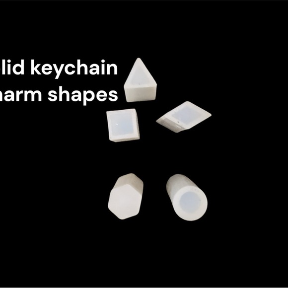 SILICONE MOLDS FOR RESIN/EPOXY ART. 12 MOLDS FOR JEWELRY & KEYCHAIN MAKING - Picture 8 of 9